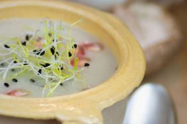 Sopa de cebolla con shitake